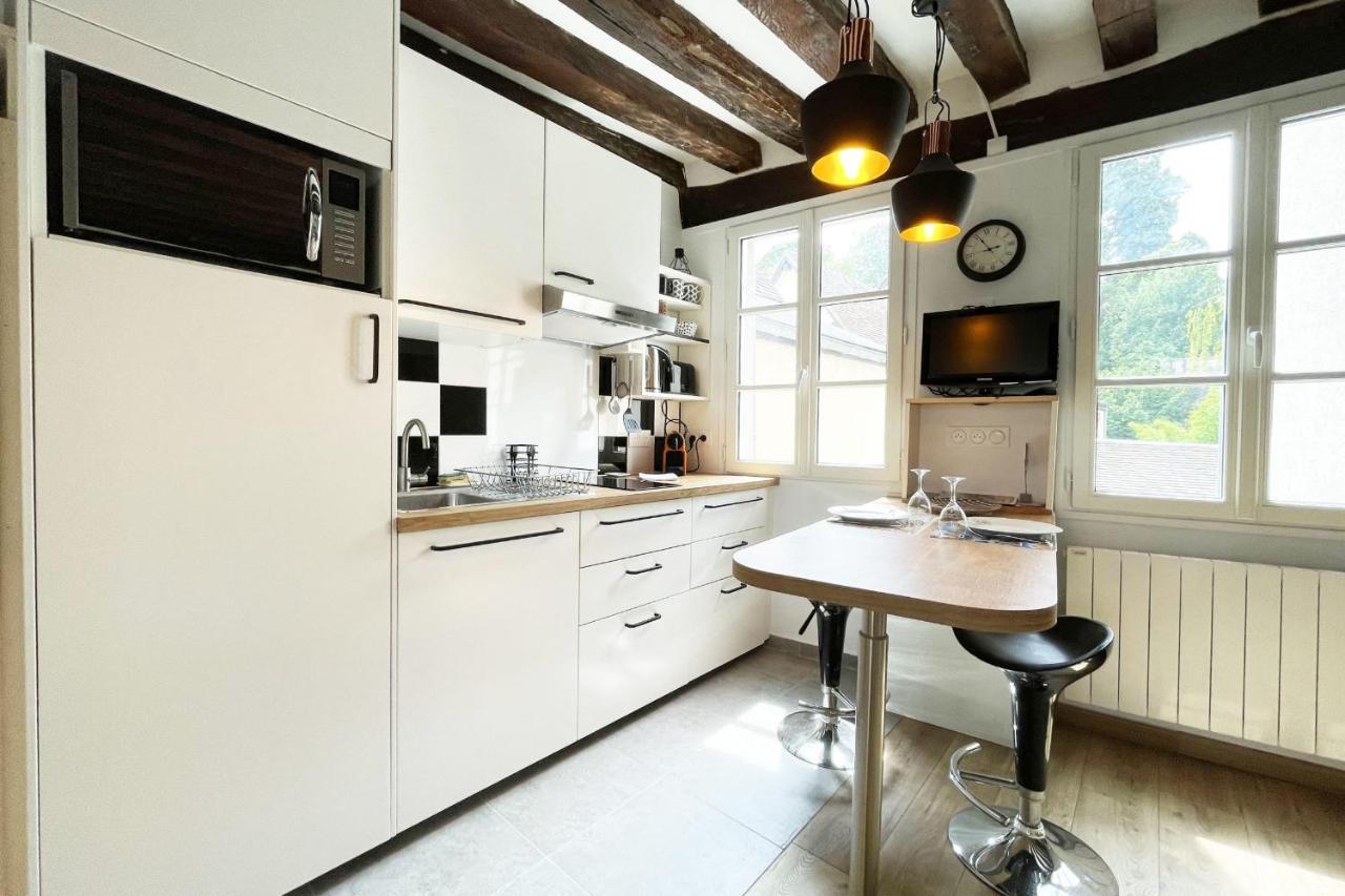 Arts Et Histoires Apartamento Chartres Exterior foto